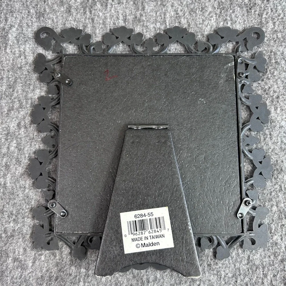 Malden ornate pewter